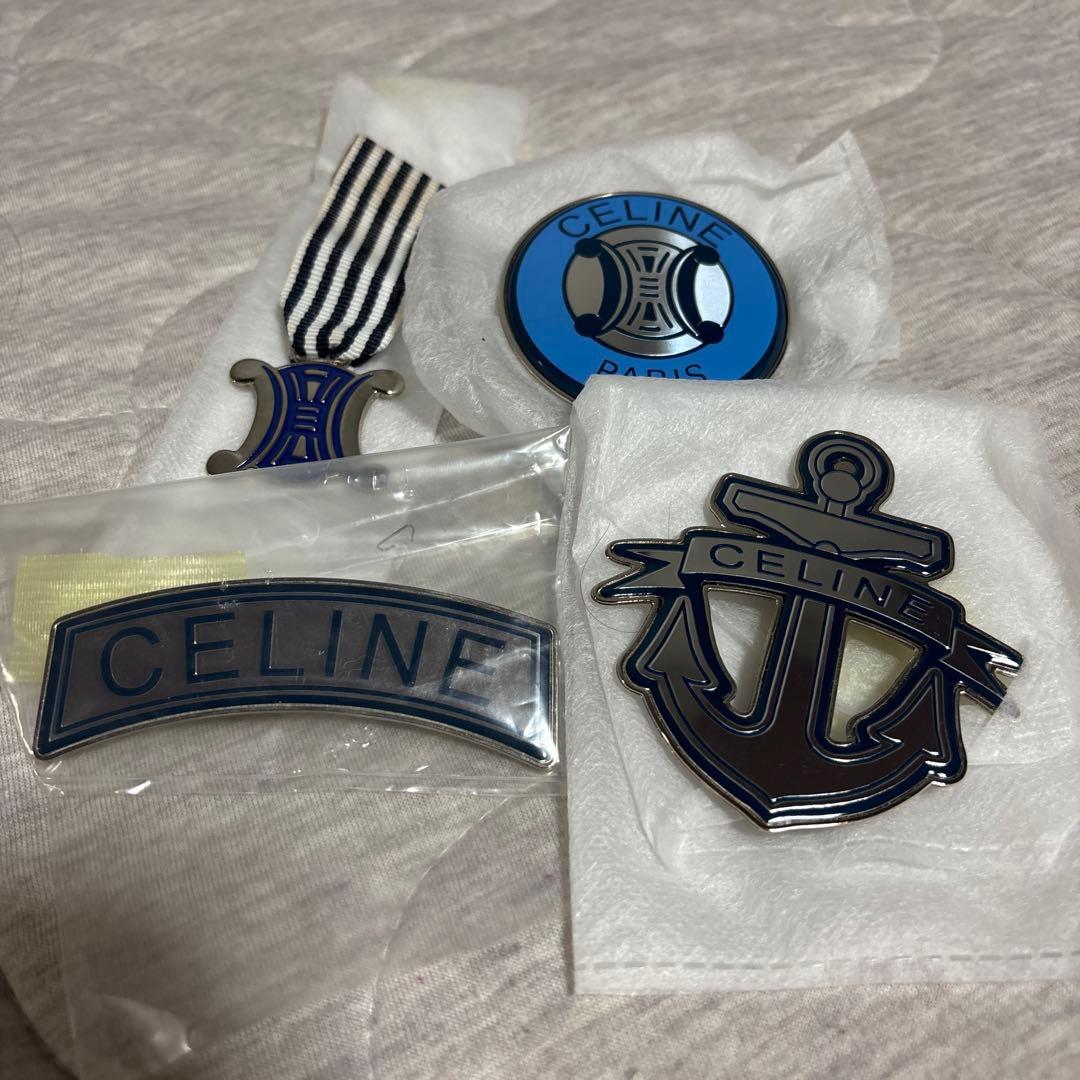 CELINE アンカー型ブローチ4点セット CELINE - 【超美品】セリーヌ メンズ レディース ブローチ バッジ