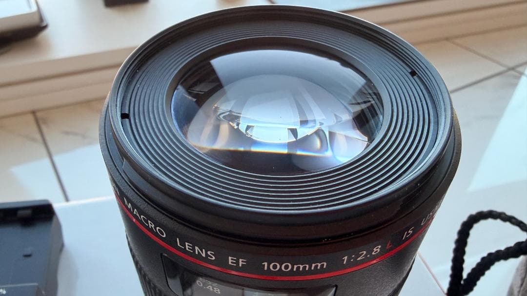 美品】Canon EF100mm F2.8L Macro IS USM赤帯 - メルカリ