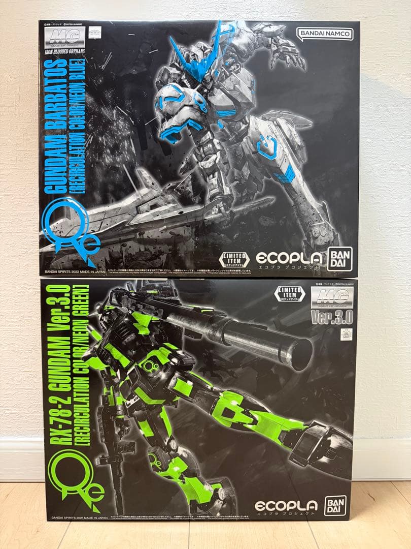 特限〜P還元中 MGガンプラ リサーキュレーションカラー2体セット 限定ガンプラ「EG RX-78-2 ガンダム［リサーキュレーションカラー