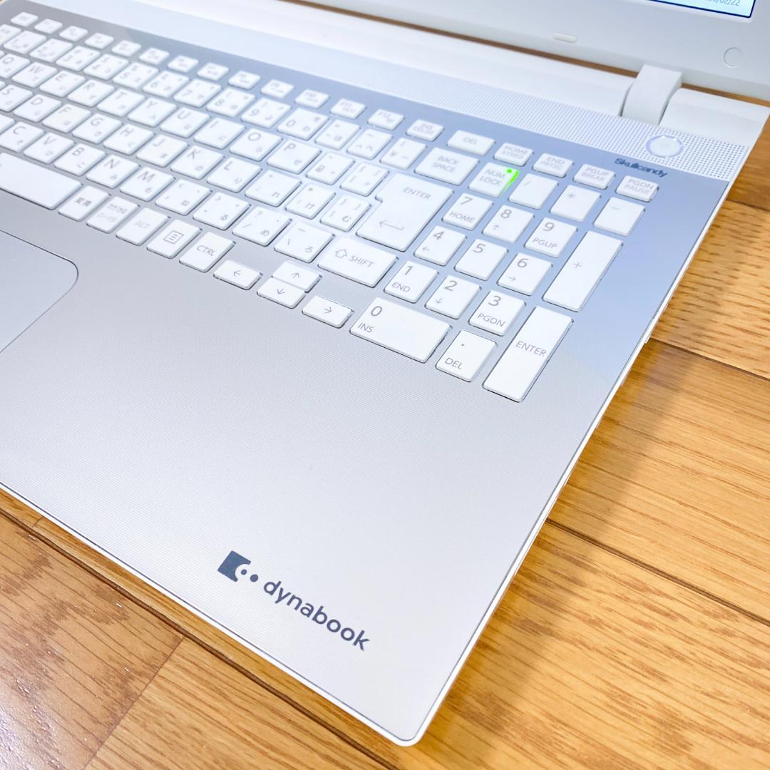 オフィス2021✨高性能i7 SSD メモリ8 フルHD 快適東芝ノートパソコン