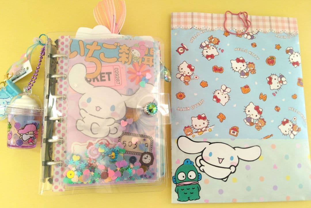 おすそ分けファイル シナモンロール サンリオ A7 バインダー メモ