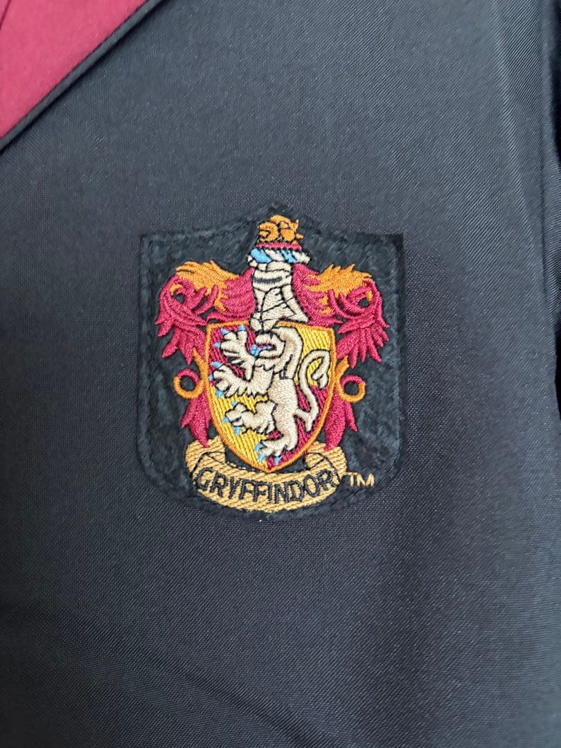 正規品美品】 ハリーポッター ローブ グリフィンドール XS - メルカリ