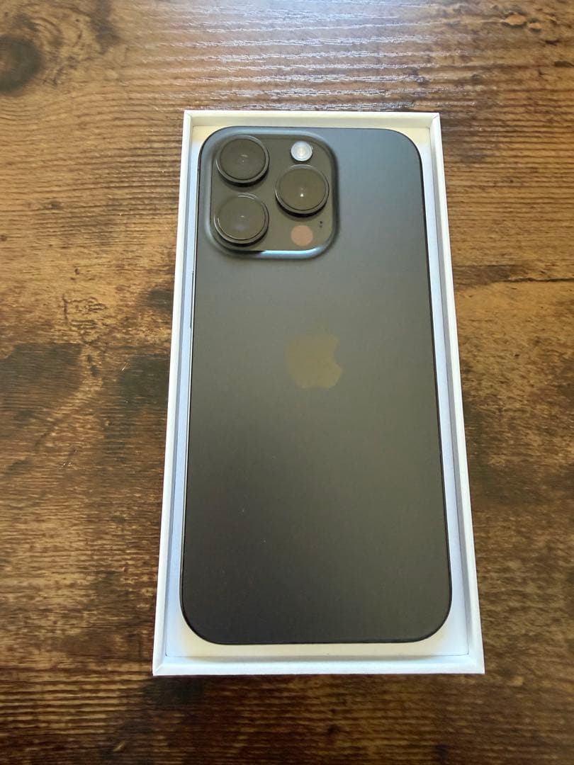 iPhone 15 Pro 本体 ブラックチタニウム128GB Amazon.com: Apple iPhone 15 Pro, 128GB, Black Titanium - GSM