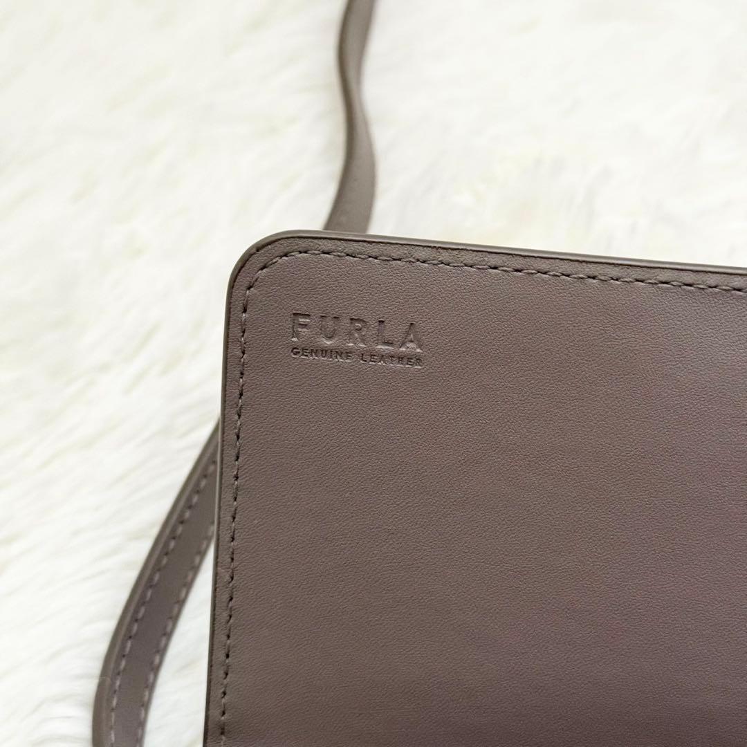 未使用級】FURLA フルラ Meti ショルダーバッグ ウォレット 現行ロゴ