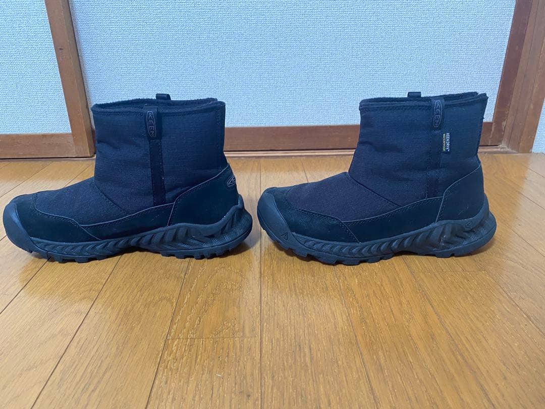 24.0cm 使用1回美品 KEEN ウィメンズ 防水ウィンターブーツ