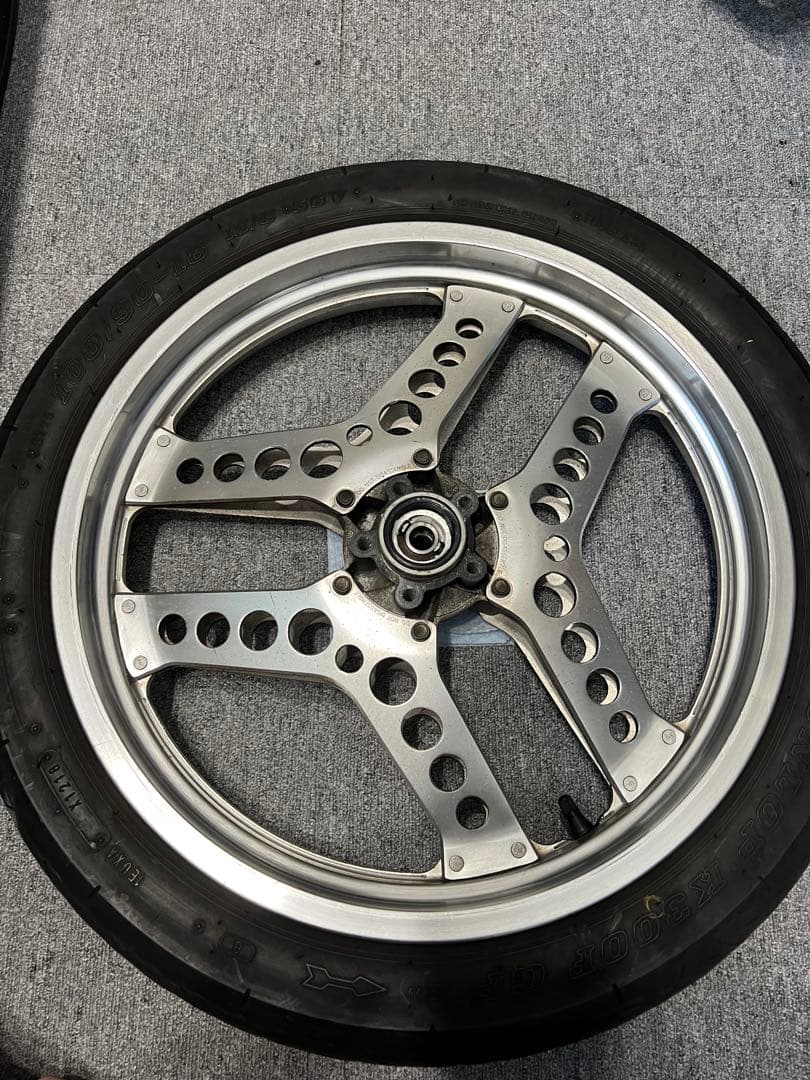 良品 CB750F FC フロントホイール 18インチ 2.5J