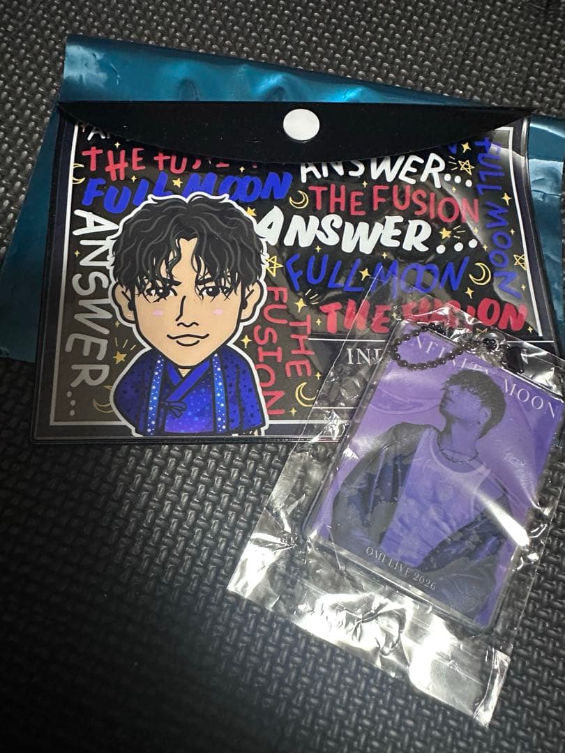 ØMI 登坂広臣 INFINITY MOON 縁日 ポーチ＆ガチャ - メルカリ