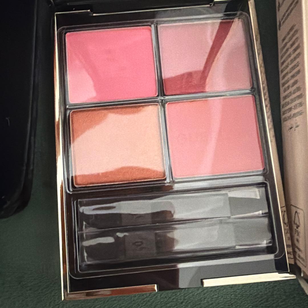 GUERLAIN オンブル ジェ888 ルギャルドゥ モワ - メルカリ