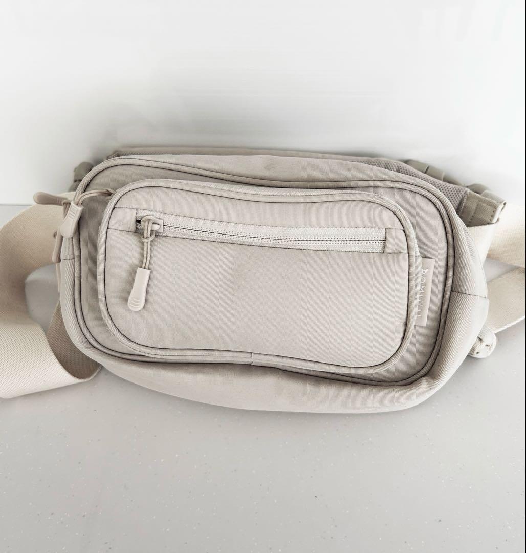 POMULU ヒップシート ナチュラルアイボリー