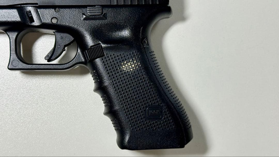 東京マルイ】GLOCK 17 Gen 4 9x19 ハンドガン マガジン3本付