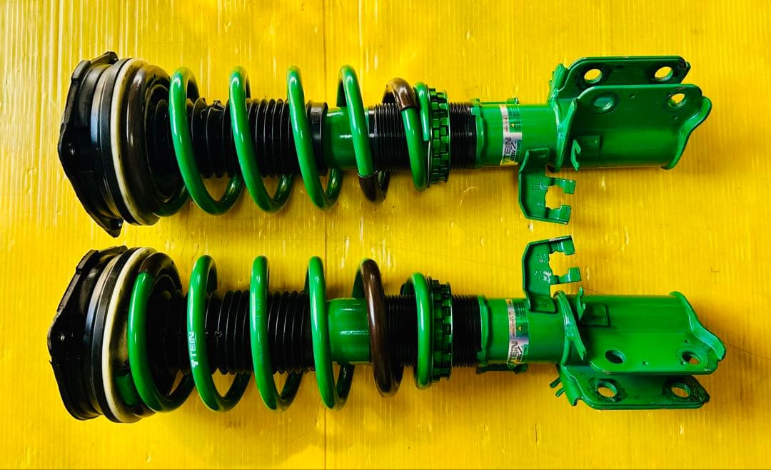 日産キューブ Z12 TEIN グリーンサスペンションキット - メルカリ