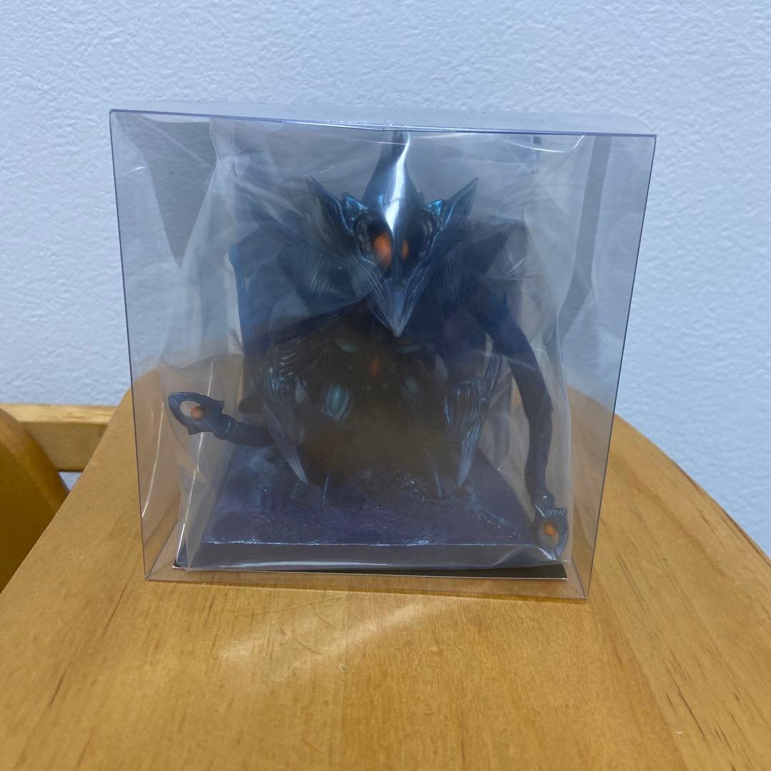 シカルナ工房 イリス CUBE ナイトカラーver. 台座付