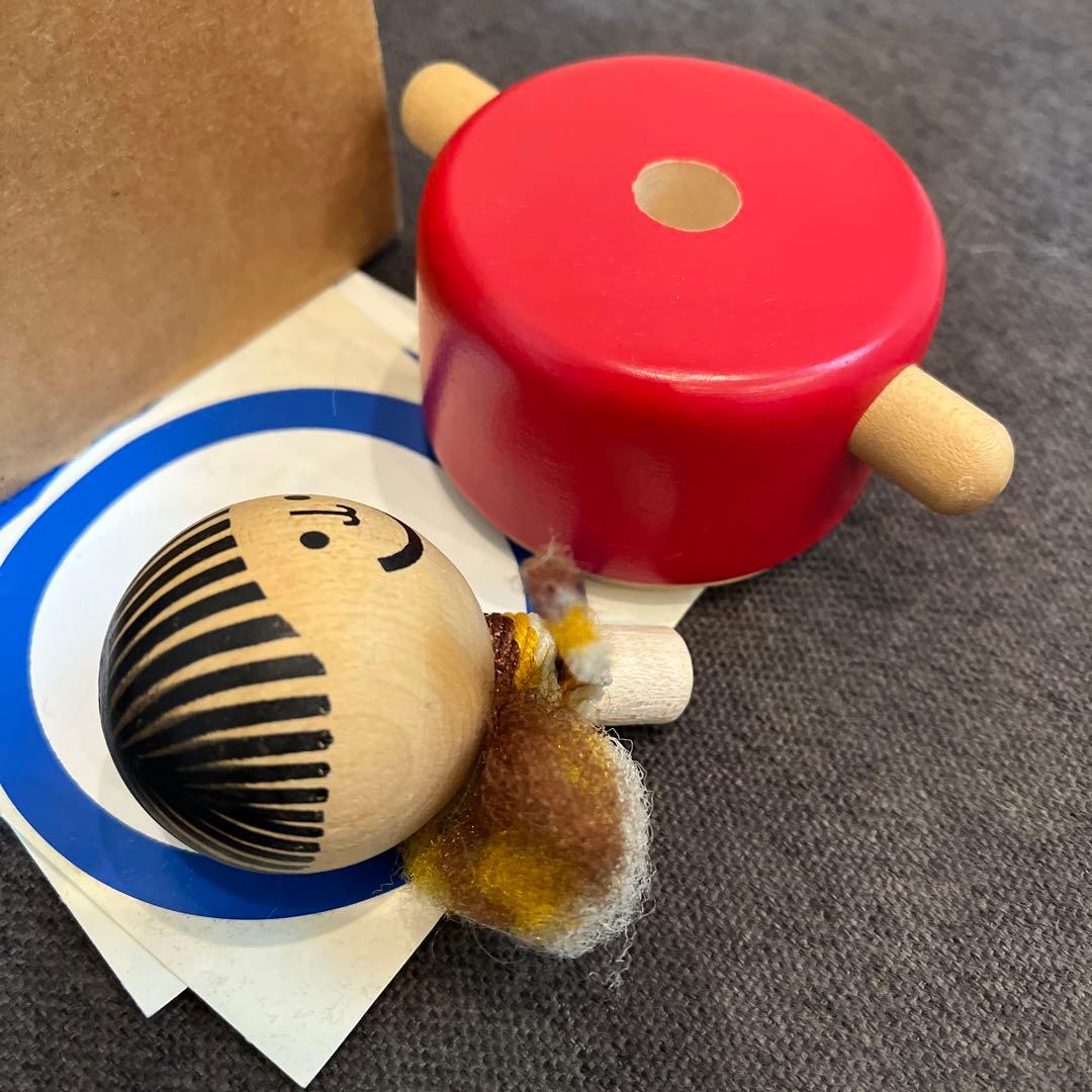 廃番 ネフ社 クルリィ naef CURLI CURLI 木製おもちゃ 赤 - メルカリ