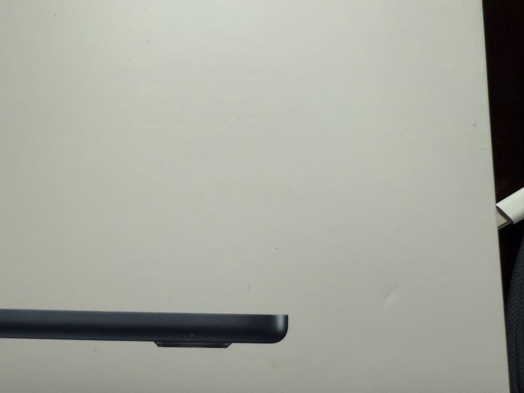 MacBook 13インチ 画面故障 外部モニター必須 現状渡し - メルカリ