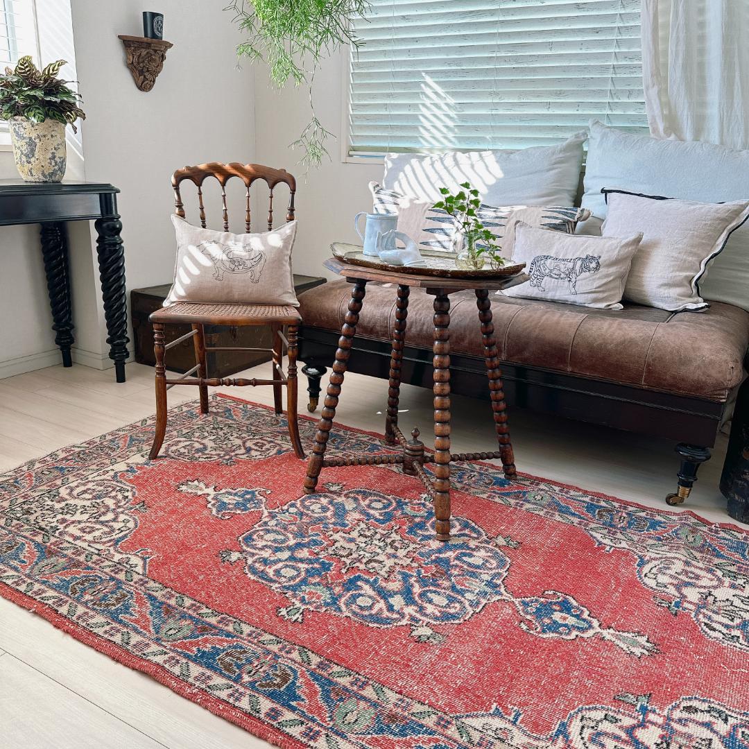 トルコ ヴィンテージラグ A128 レッド ネイビー ターコイズブルー