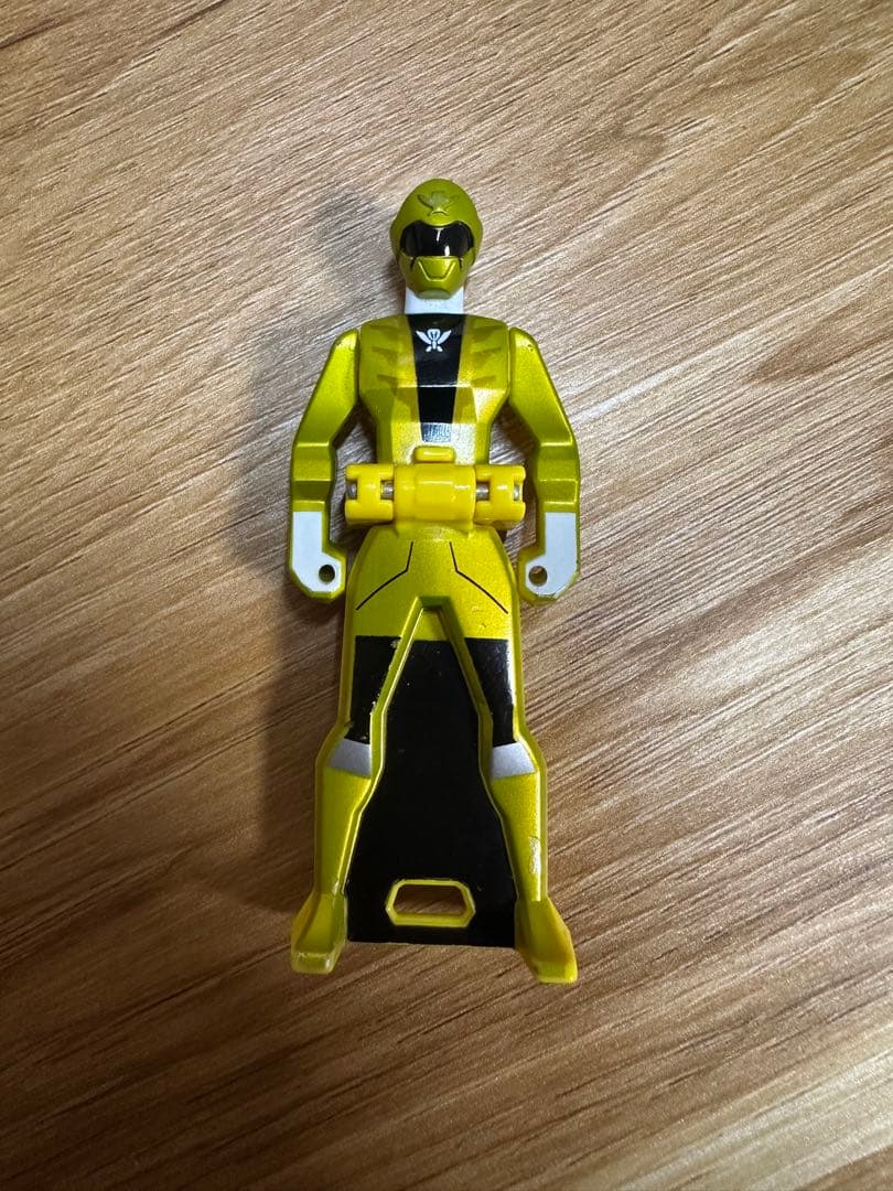 海賊戦隊ゴーカイジャー レンジャーキー ゴーカイイエロー メタリック