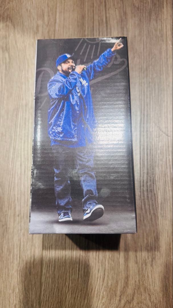 ケ*ジ様 6/21来場者限定 Dodgers Ice Cube Bobble h - メルカリ