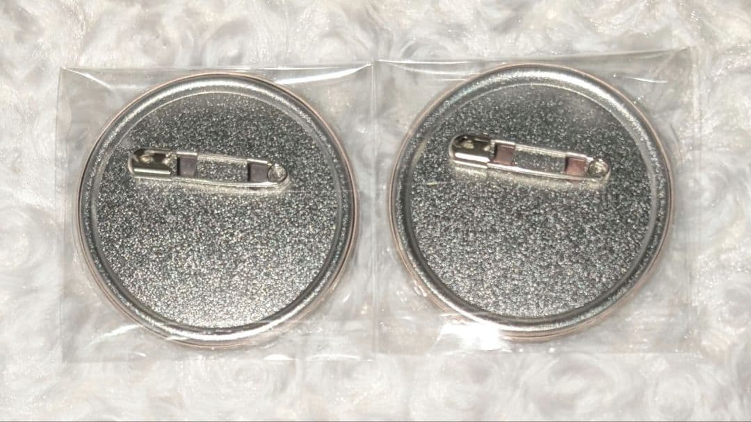 鬼滅の刃 AGF2025 アニプレックス リーフメタル缶バッジ 黒死牟 - メルカリ