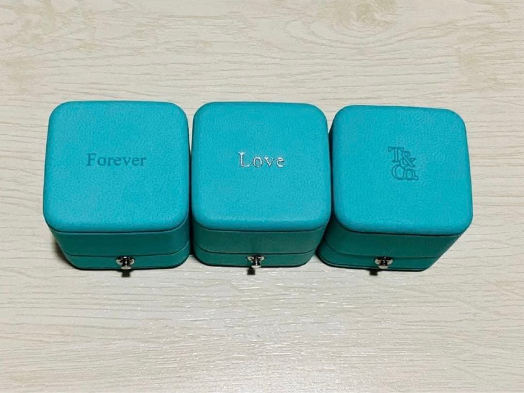 Tiffany ティファニーリングケース空箱 現行品 - メルカリ