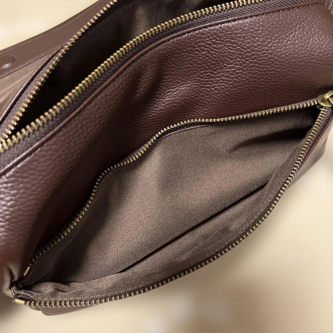 BEARDSLEY ビアズリー レザーボディバッグ ブラウン - メルカリ