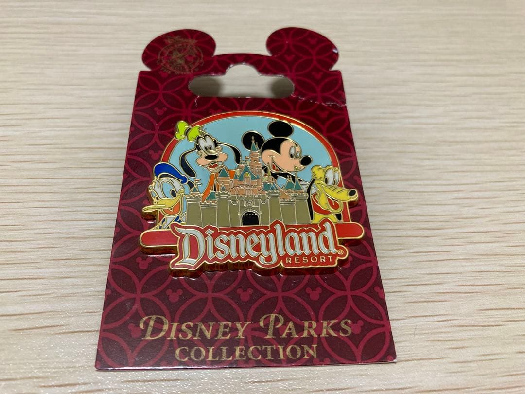 ディズニーワールド ピンバッジ ミッキー グーフィ ドナルド プルート