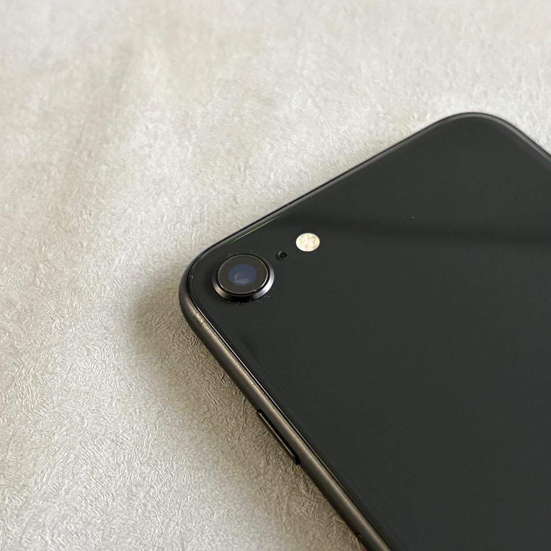 iPhone SE2 黒 256GB SIMフリー 香港版