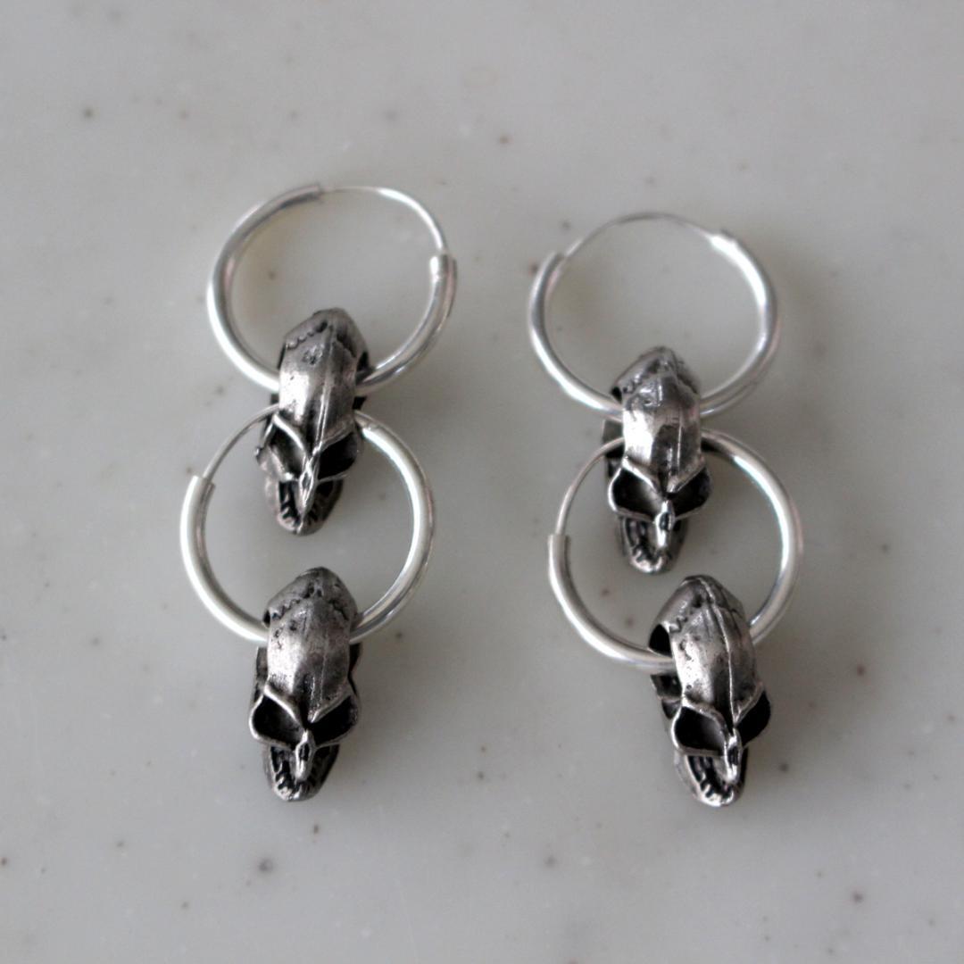 ネクロマンス ピアス2連 合計4個 チャンキースカル hide X Japan