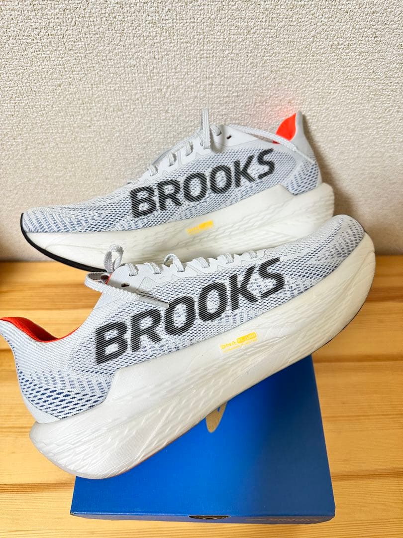 ハイペリオンマックス2 BROOKS Hyperion Max 2 27.5cm