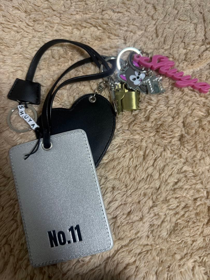 シューヤ 30th生誕 ジャラジャラチャーム 2026年最新】超特急 シューヤ 生誕の人気アイテム - メルカリ