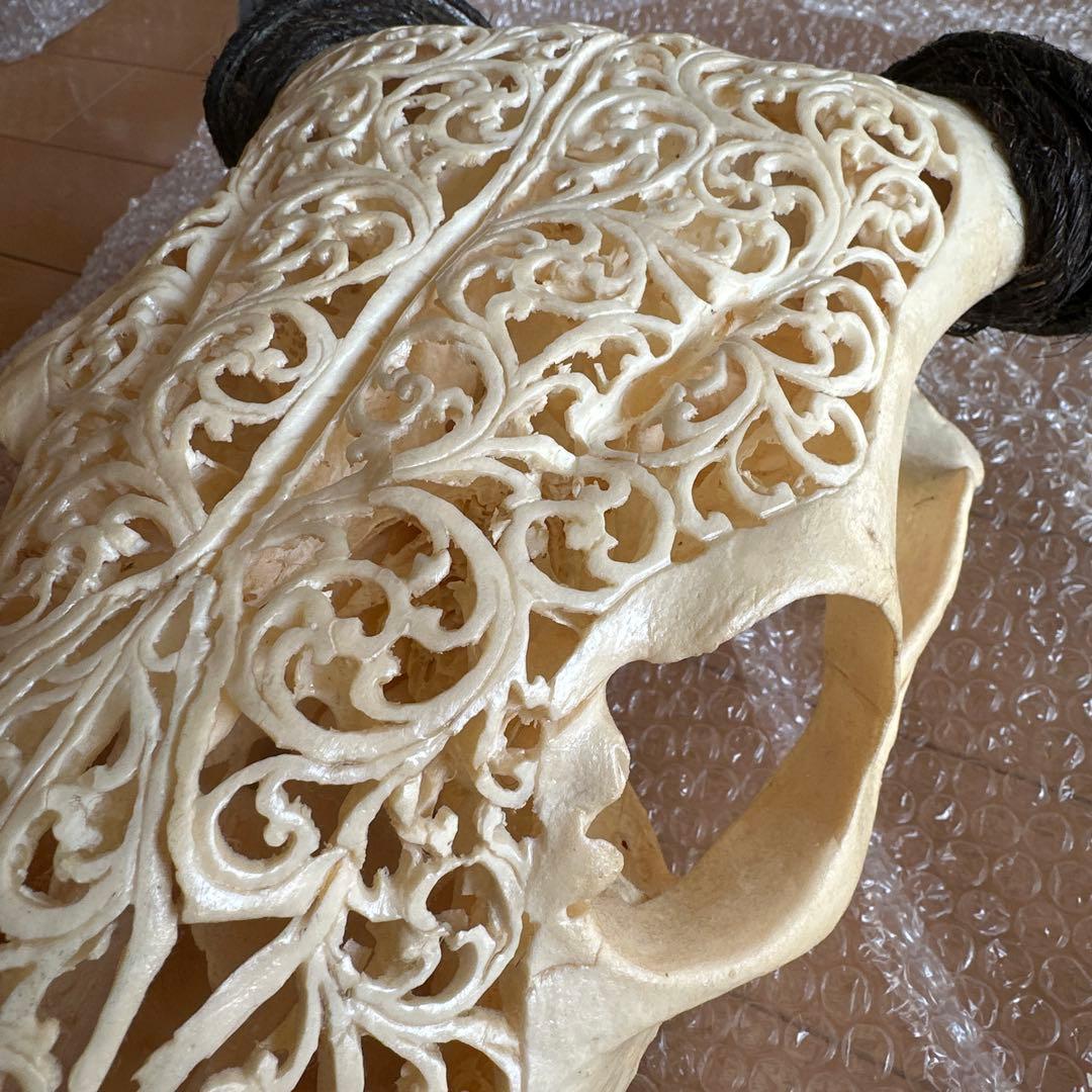 値下げしました！バッファロースカル 牛頭蓋骨 壁掛け彫像 カウボーイ