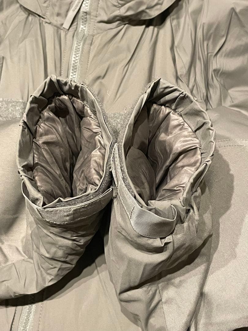 数回着用のみ】米軍実物 ECWCS LEVEL 7 L-R - メルカリ