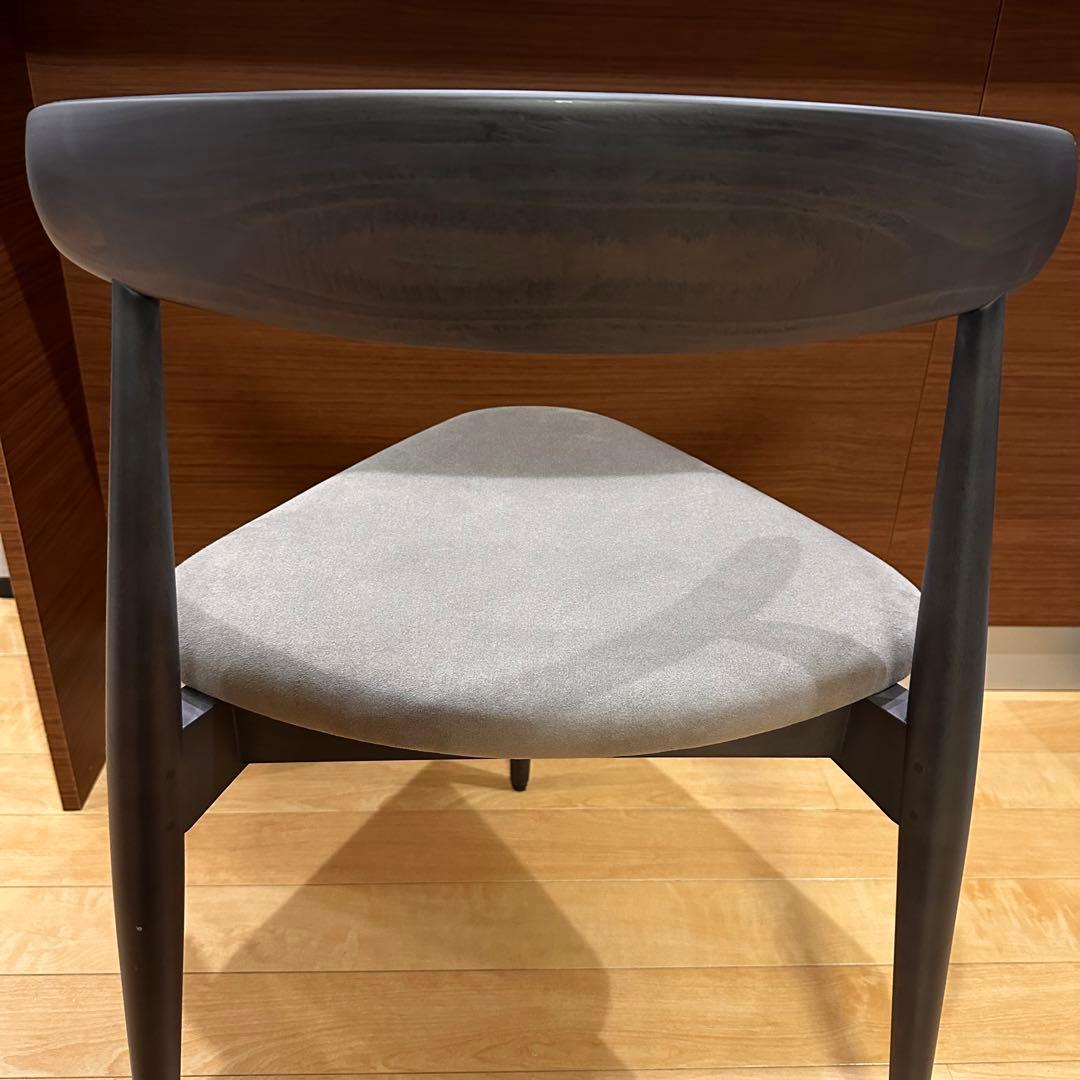 トライレッグチェア スエード SEMPRE 2024年製 - メルカリ