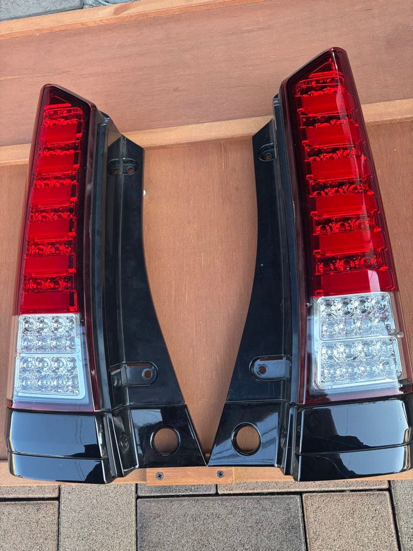 N-BOX JF1 LEDテールライト レッド/クリア 配線付き N-BOX JF1 LEDテールライト レッド/クリア 配線付きJF1/JF2 N-BOX