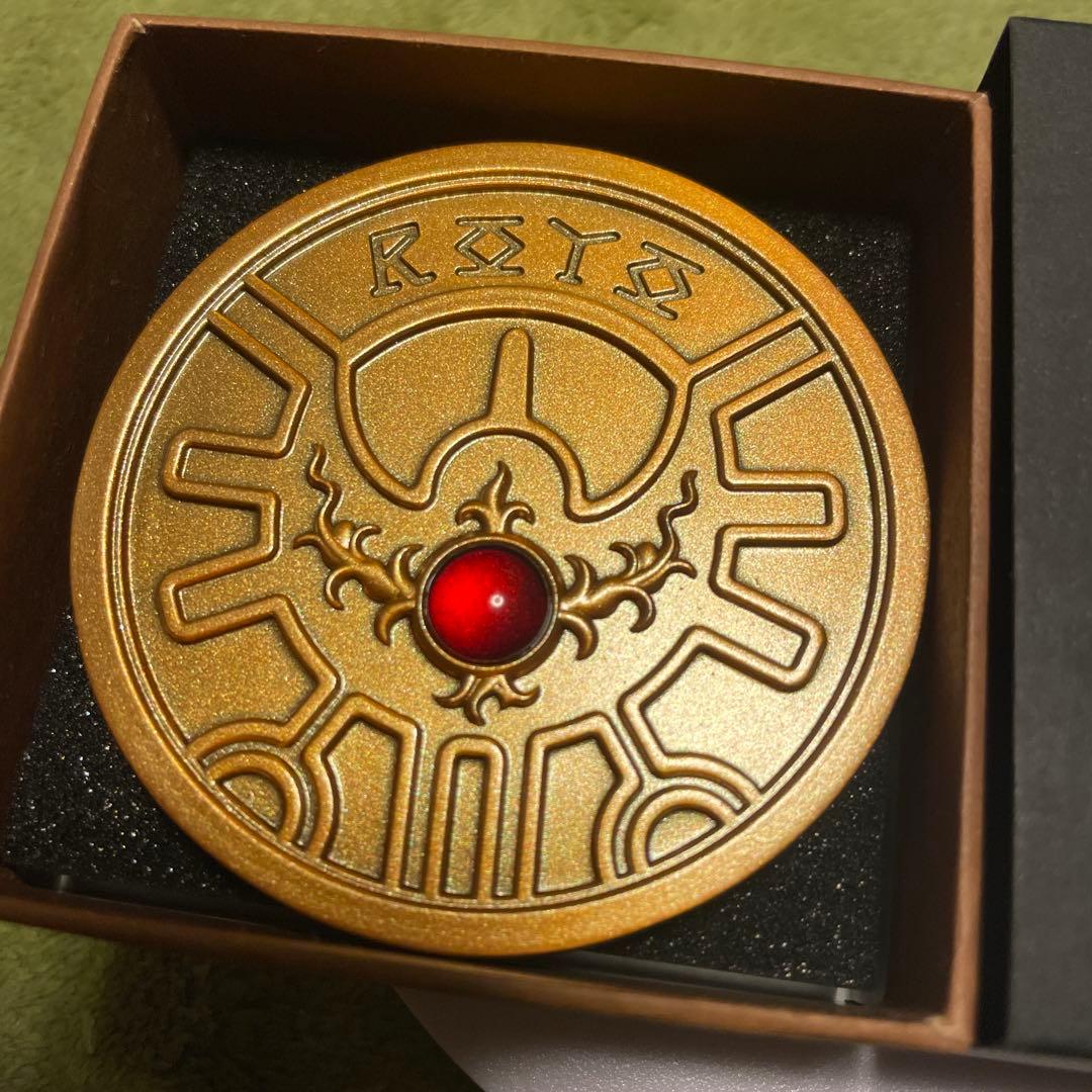 ドラゴンクエスト 25周年記念グッズ 1/1 ロトのしるし - メルカリ