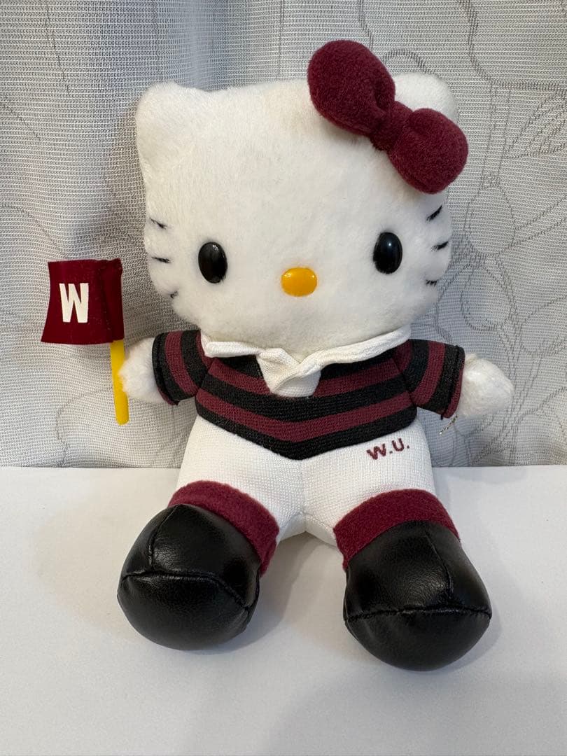 早稲田大学ラグビー部 ハローキティ ぬいぐるみ Wロゴ応援旗 2005年製 早稲田大学ラグビー部 ハローキティ ぬいぐるみ Wロゴ応援旗 2005年製