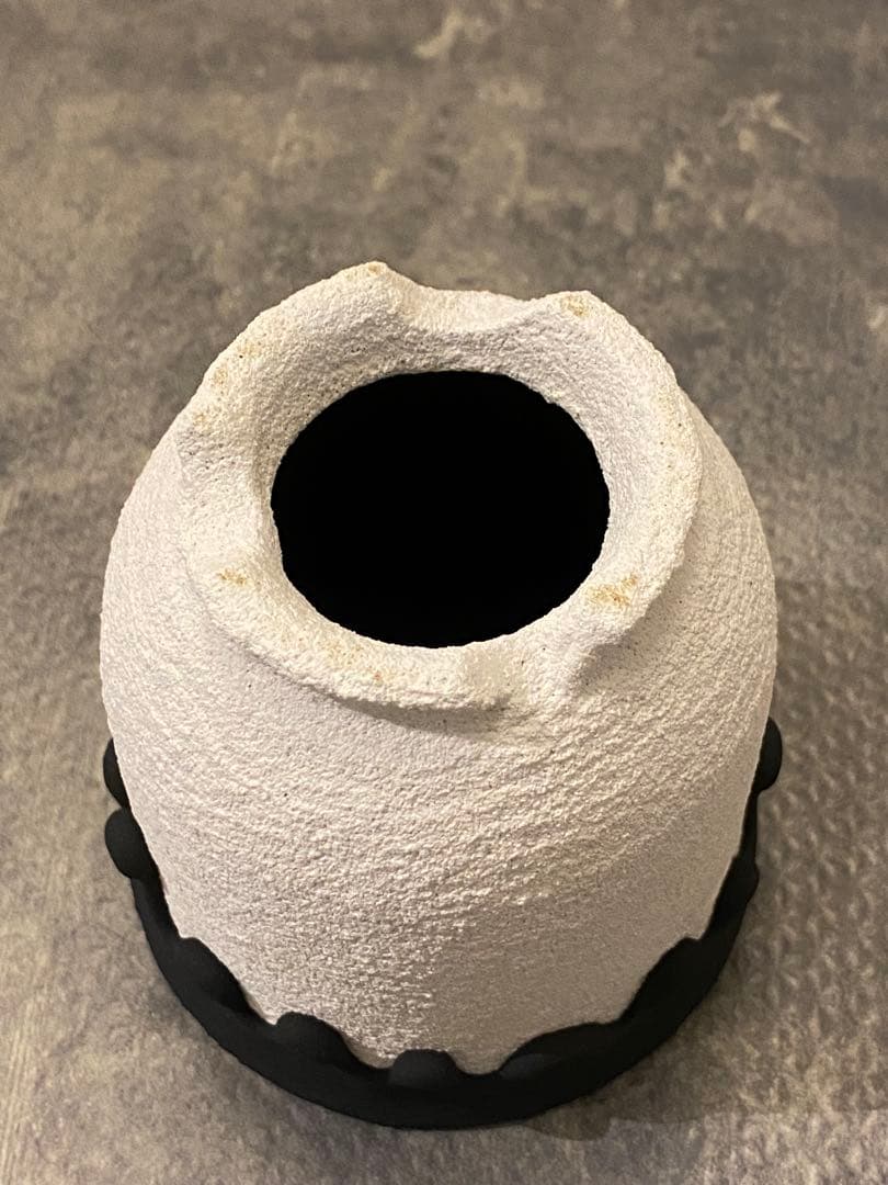 left botanical 植木鉢 白黒垂れ ツートンの通販はau PAY マーケット