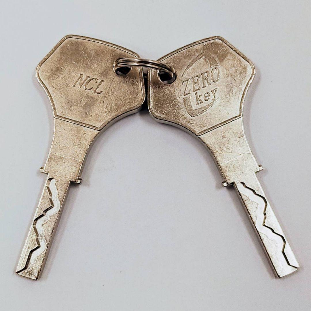 送料無料】 パチスロ流通キー 2本 ZEROキー 流通キー NCLキーゼロキー