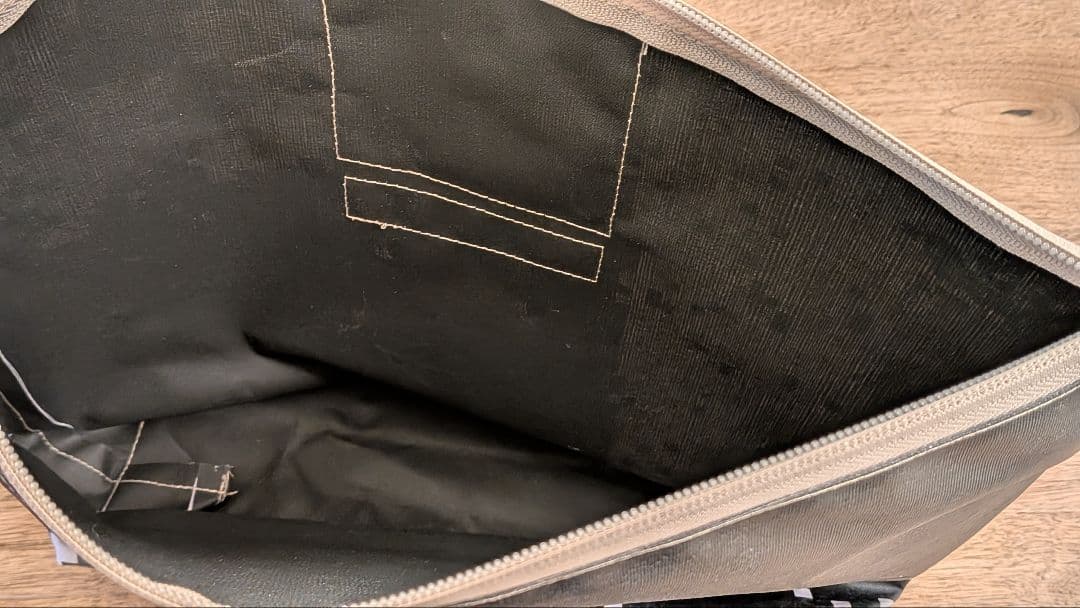 sakamotocommon OSAKA HOZUBAG Mfg コラボポーチ OSAKA www.cosaga.com