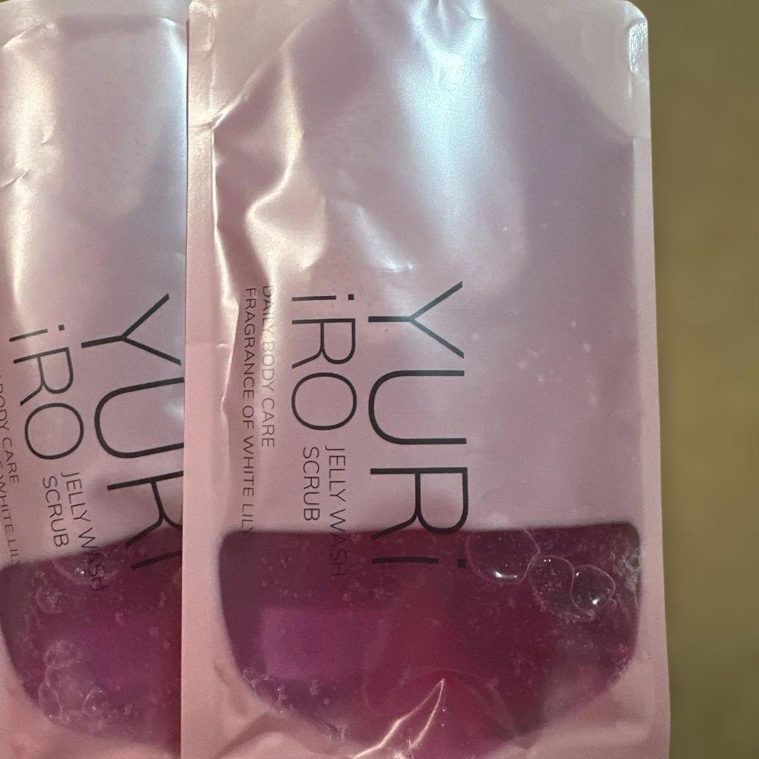 新品未開封　YURI iRO ユリイロ　ボディスクラブ　200ml×5袋