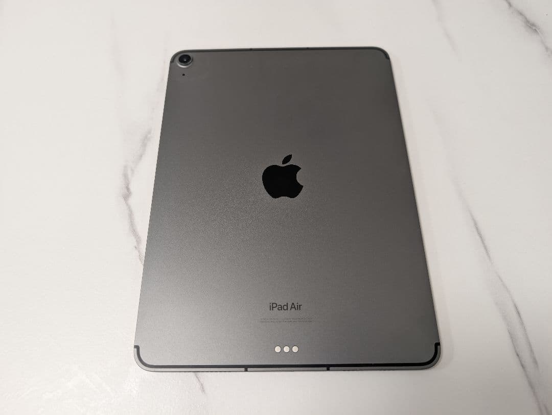 Apple iPad Air Wi-Fi 64GB -スペースグレイ（第5世代)