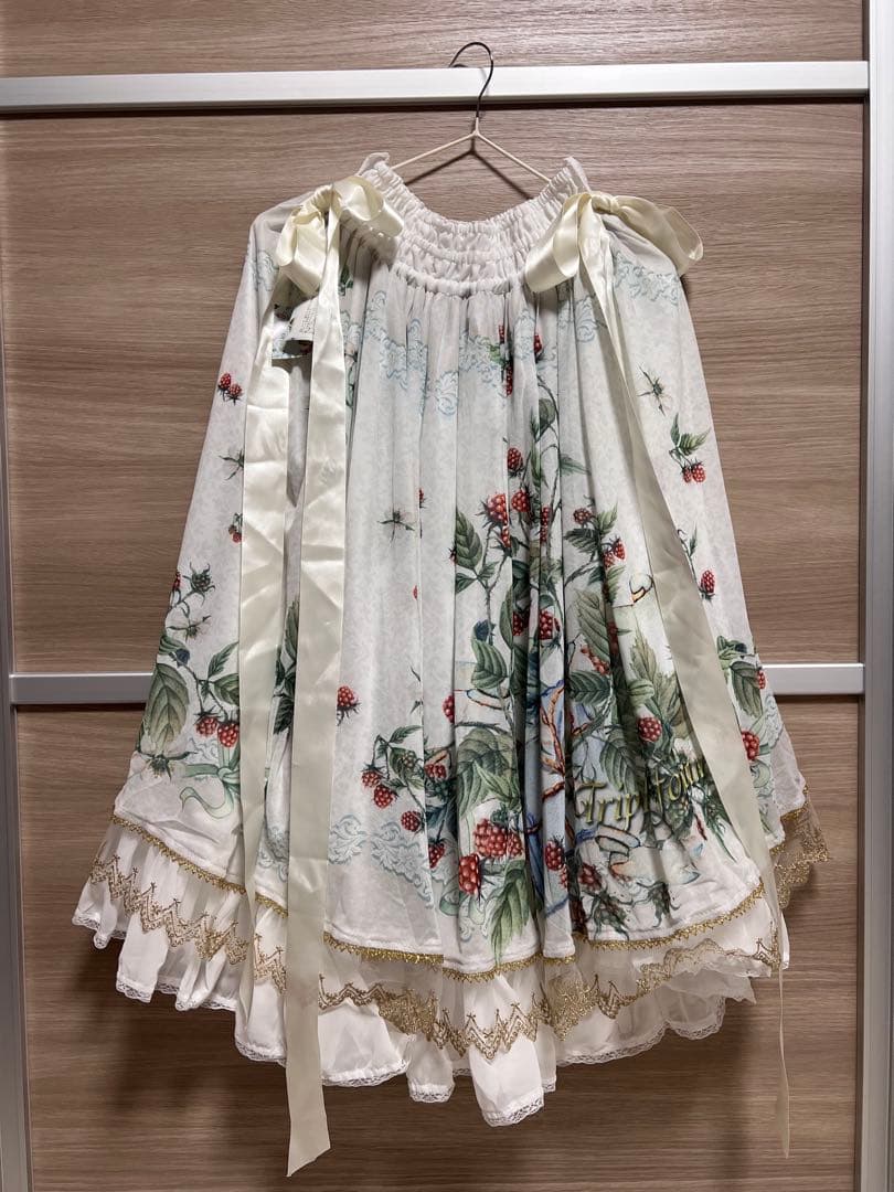 Triple*fortune 野苺のスカート CATEGORY Triple fortune【トリプルフォーチュン】 | chou chou