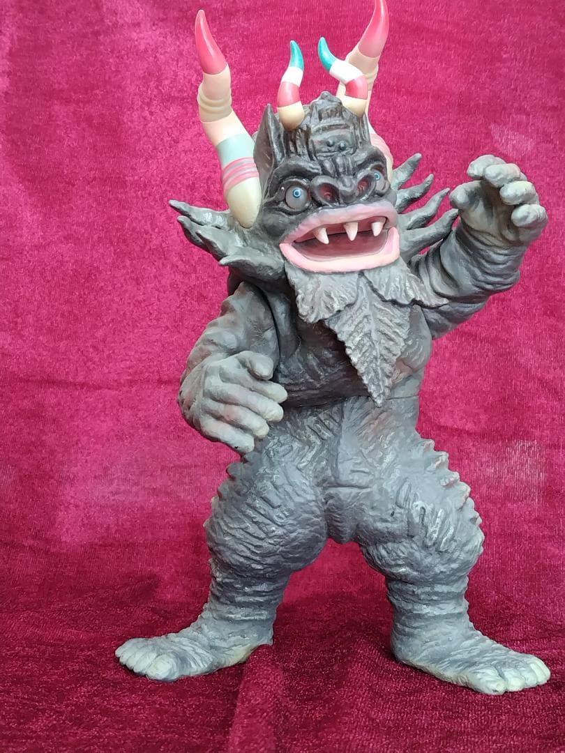 ミクラス CCP 1/6特撮シリーズ カプセル怪獣 ウルトラセブン生誕40周年