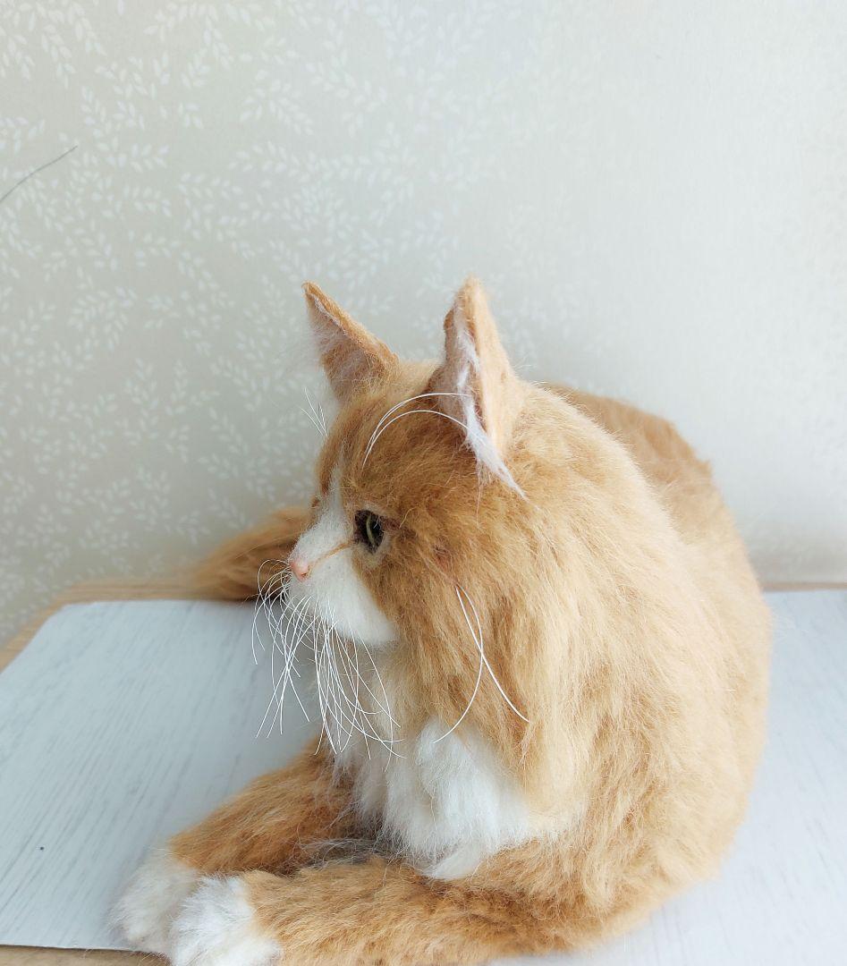 ユ*ナ様 羊毛フェルト 猫(ノルウェージャンフォレストキャット) - メルカリ
