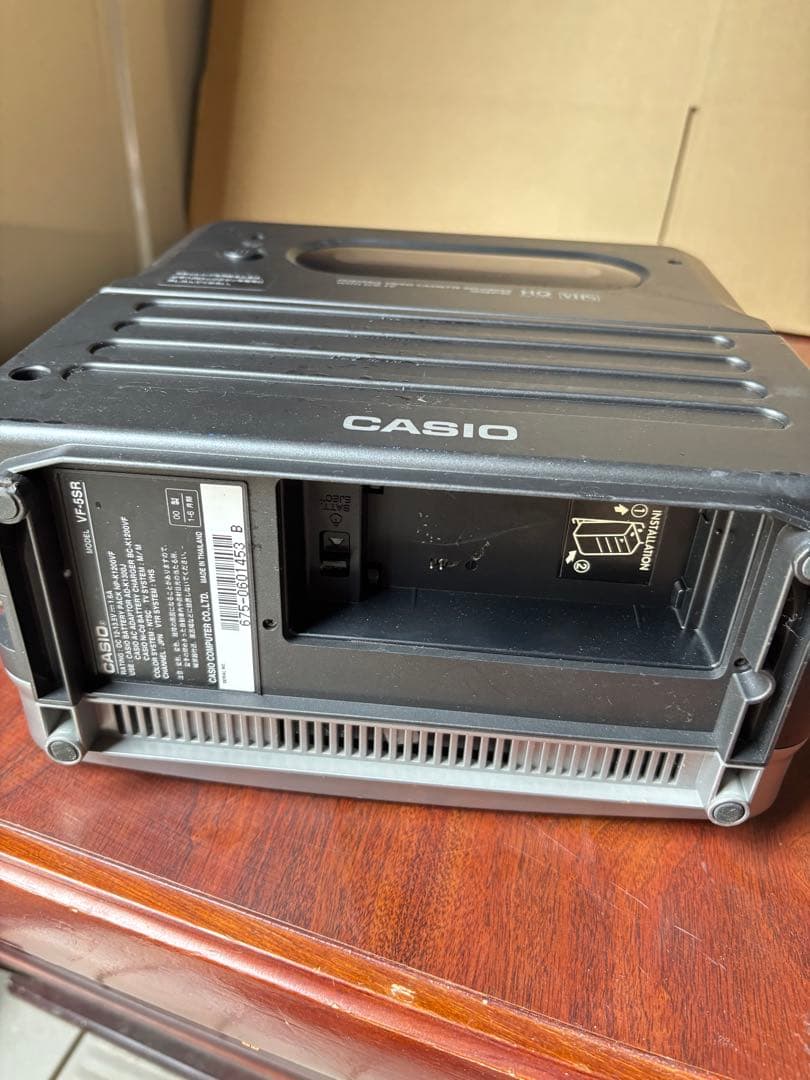 CASIOポータブルVHSビデオレコーダー(VF-5) - メルカリ