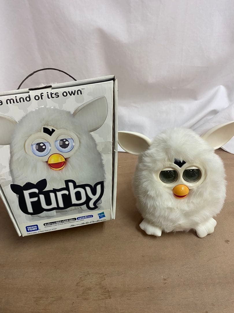 Furby ホワイト 箱付き　動作確認済み Furby ホワイト 箱付き 動作確認済み - メルカリ