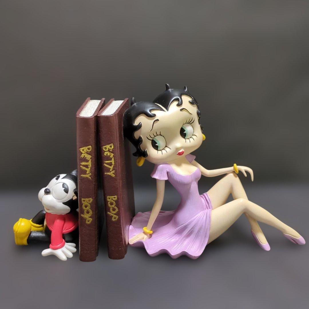 激レア❣️ベティちゃん♡フィギュア付きブックエンド WACKY WOBBLER BETTY BOOP 💋 ベティちゃんの 首ふりフィギュアが 入荷