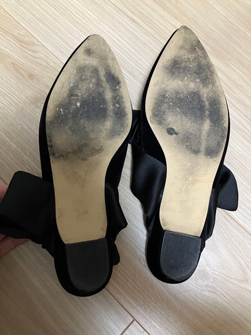 OHGA ブラックリボンミュール - メルカリ