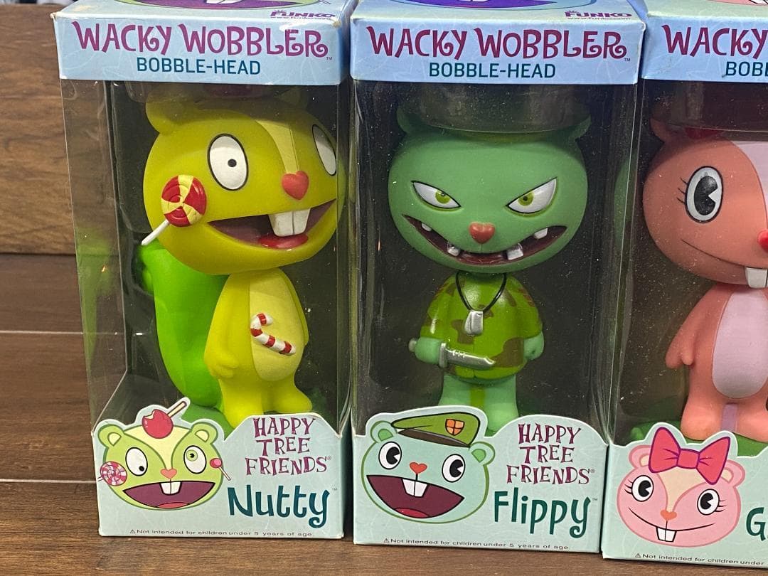 FUNKO ハッピーツリーフレンズ フィギュア ボビングヘッド 4体セット