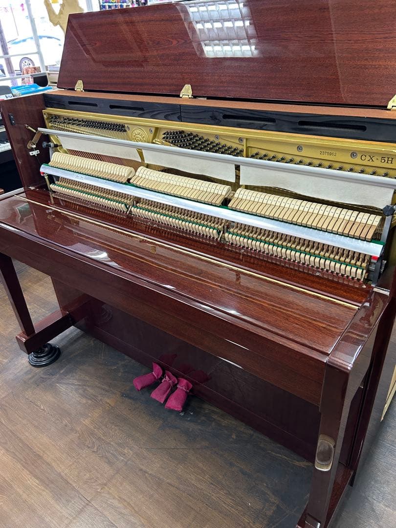 超価格カワイピアノ、CX5H、人気のコンパクトタイプ、高級木目調、1台