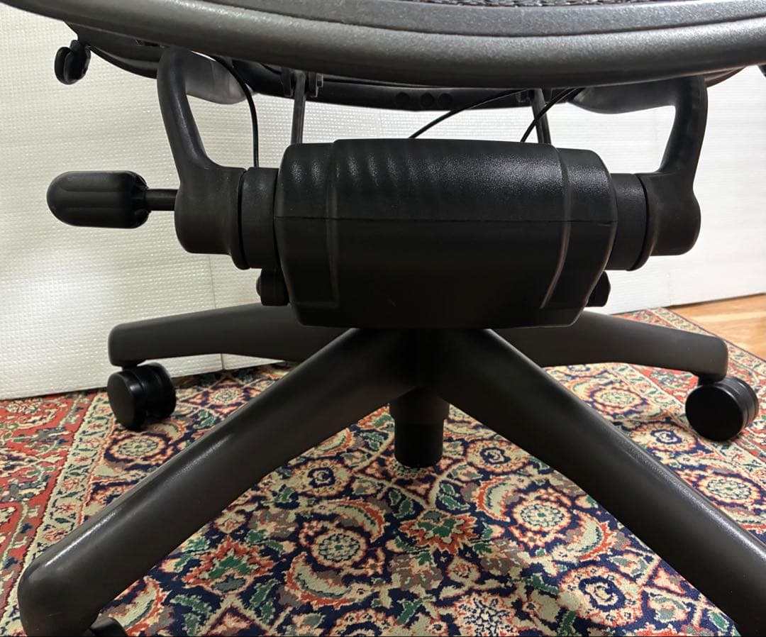 みなまるカメラマン様専用] ハーマンミラー アーロンチェア - メルカリ